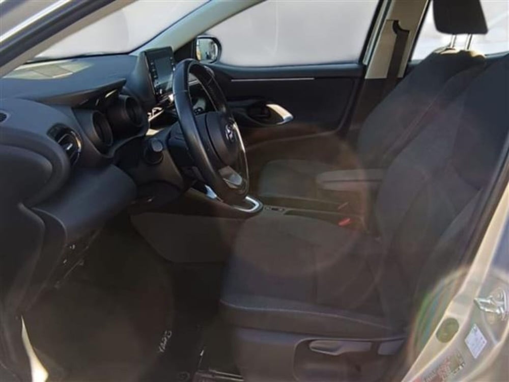 Toyota Yaris Cross usata a Livorno (9)