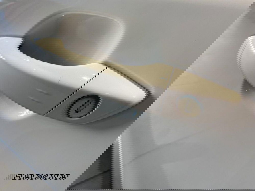 Peugeot 2008 usata a Bari (11)