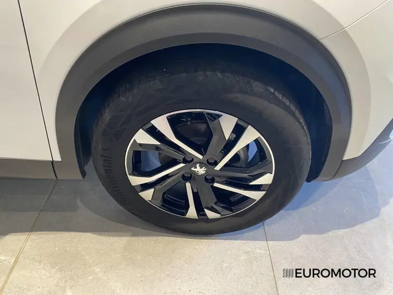 Peugeot 2008 usata a Bari (5)