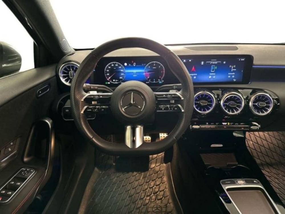 Mercedes-Benz Classe A usata a Avellino (11)