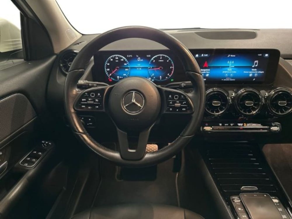 Mercedes-Benz GLA SUV usata a Avellino (11)