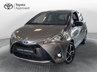 Toyota Yaris 1.5 Hybrid 5 porte Lounge del 2021 usata a Prato