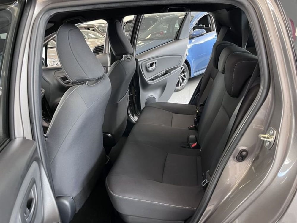Toyota Yaris usata a Prato (9)