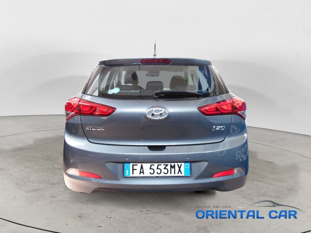 Hyundai i20 usata a La Spezia (4)