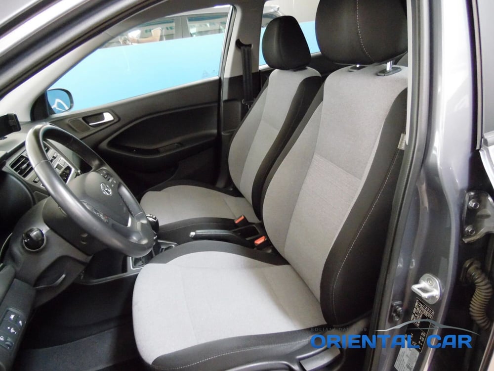 Hyundai i20 usata a La Spezia (6)