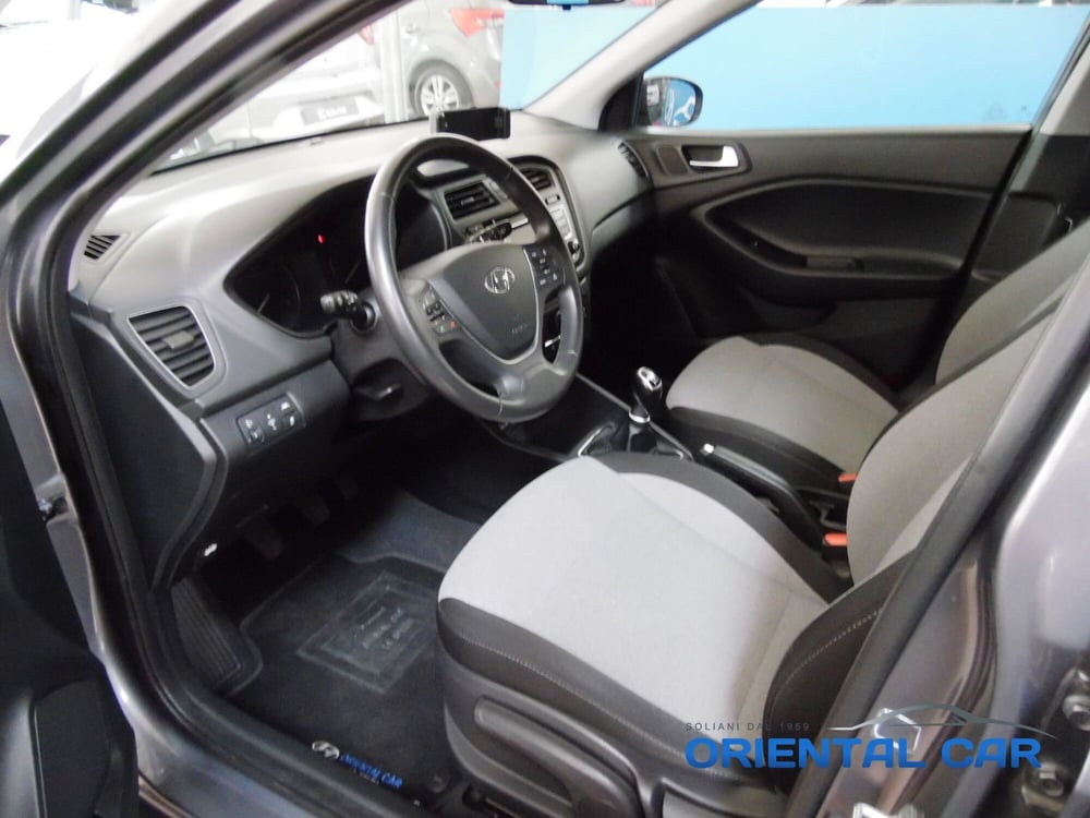 Hyundai i20 usata a La Spezia (9)
