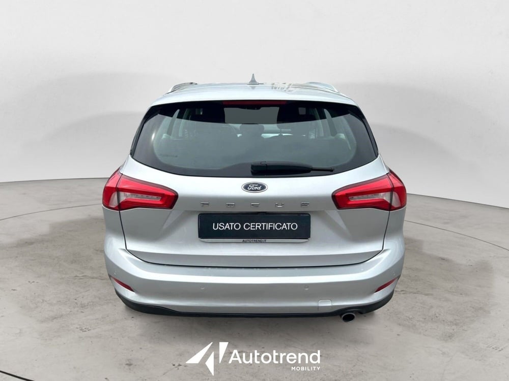Ford Focus Station Wagon usata a Bari (4)