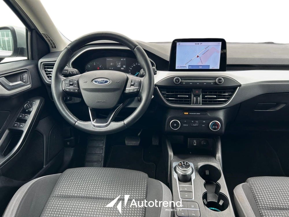 Ford Focus Station Wagon usata a Bari (7)