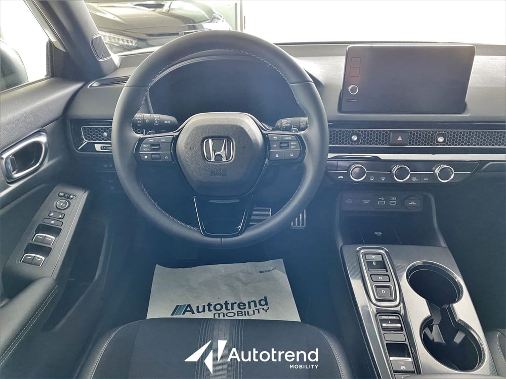 Honda Civic nuova a Bari (10)