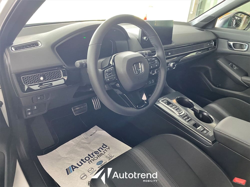 Honda Civic nuova a Bari (6)