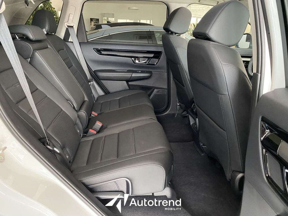 Honda CR-V nuova a Bari (15)