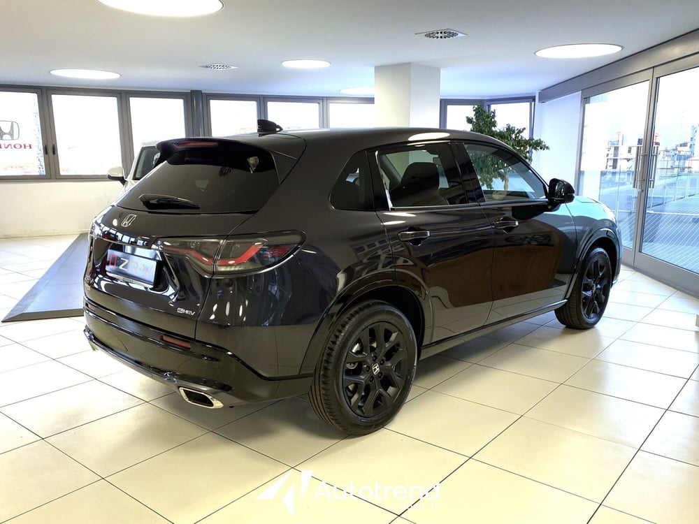 Honda ZR-V nuova a Bari (2)