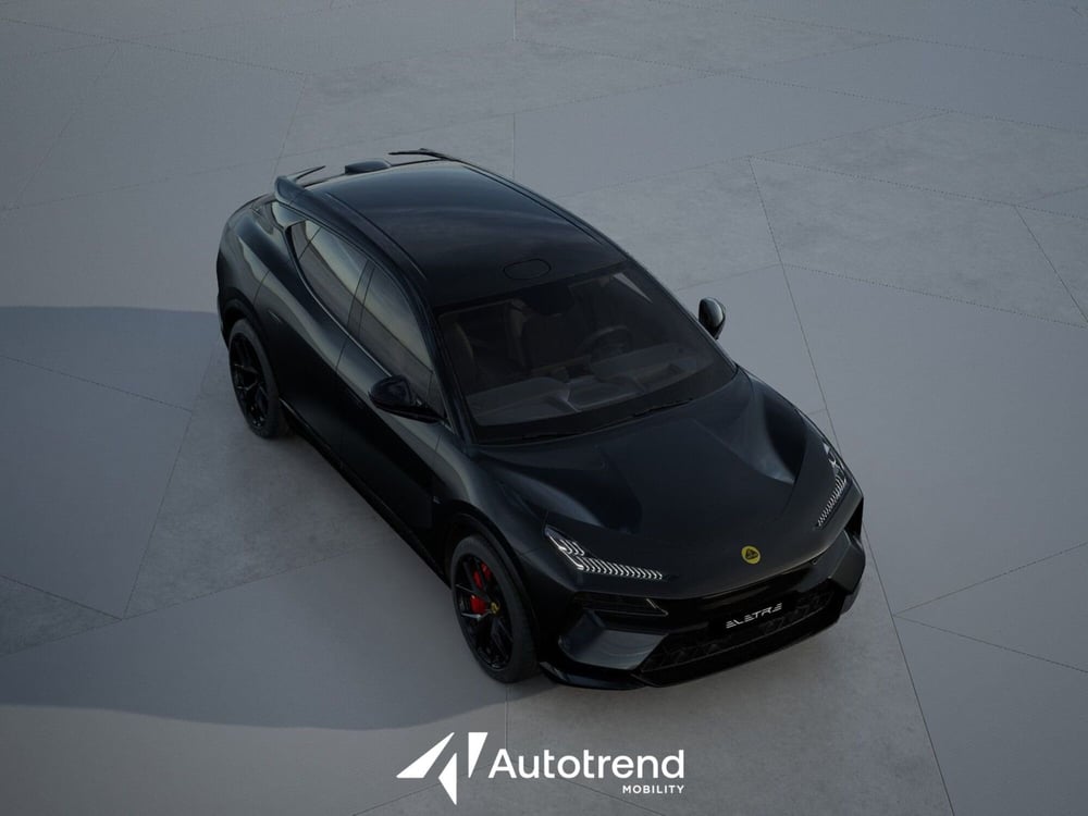 Lotus Eletre nuova a Bari (4)