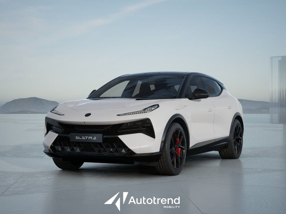 Lotus Eletre nuova a Bari