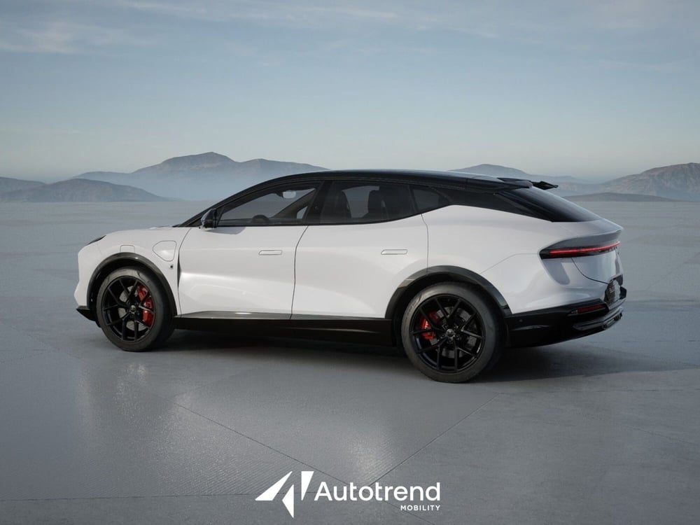 Lotus Eletre nuova a Bari (11)