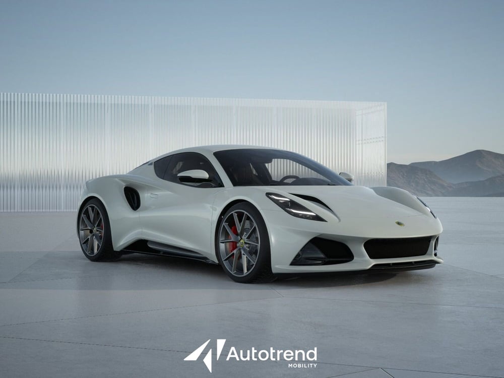 Lotus Emira nuova a Bari (2)