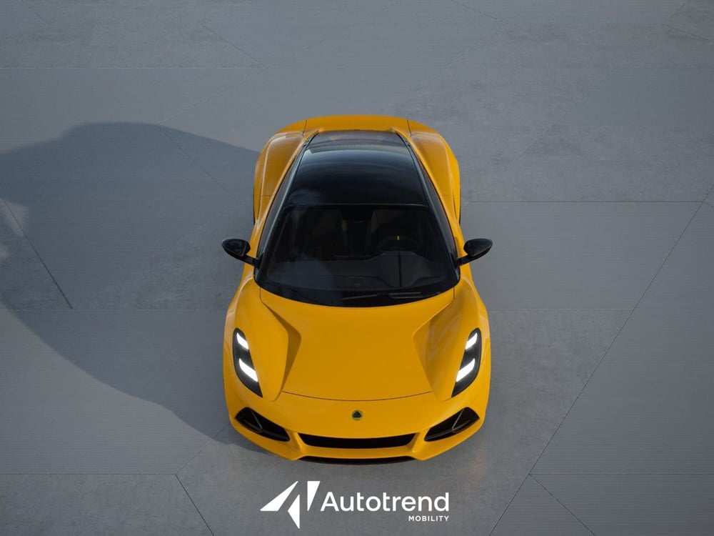 Lotus Emira nuova a Bari (5)