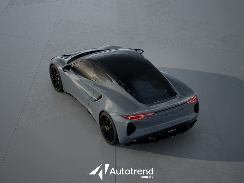 Lotus Emira nuova a Bari (10)