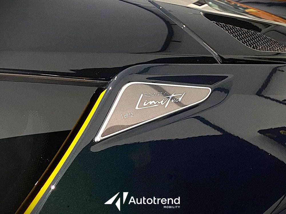 Lotus Emira nuova a Bari (5)