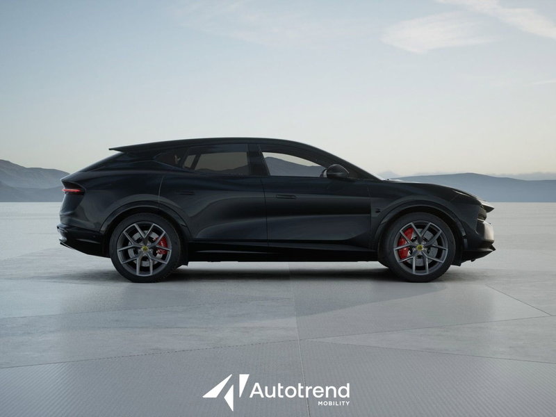 Lotus Eletre nuova a Bari (6)