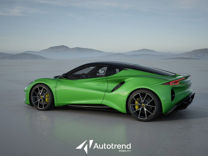 Lotus Emira nuova a Bari (11)