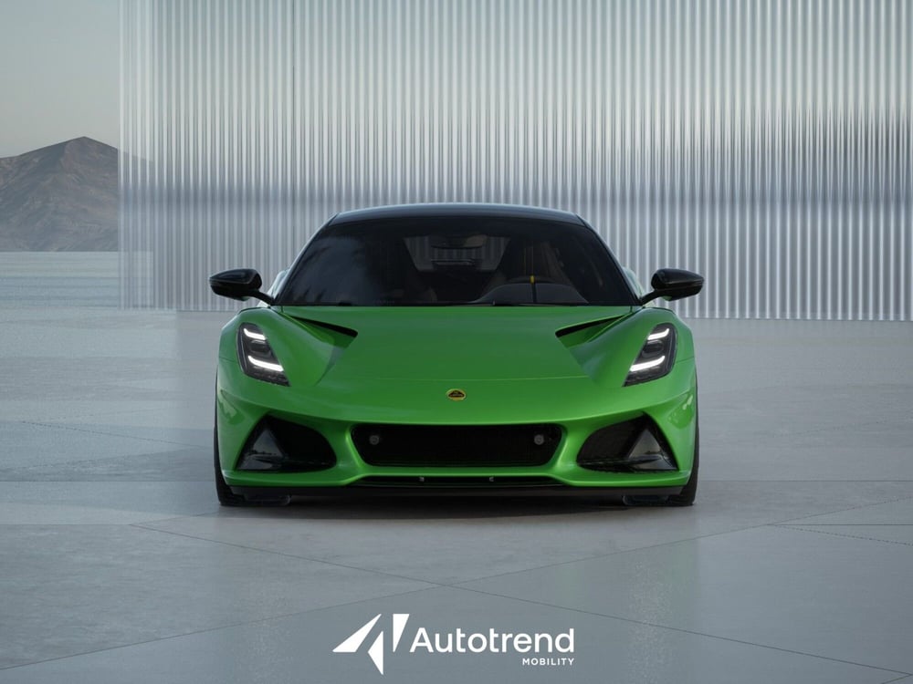 Lotus Emira nuova a Bari (3)