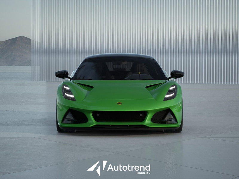 Lotus Emira nuova a Bari (3)