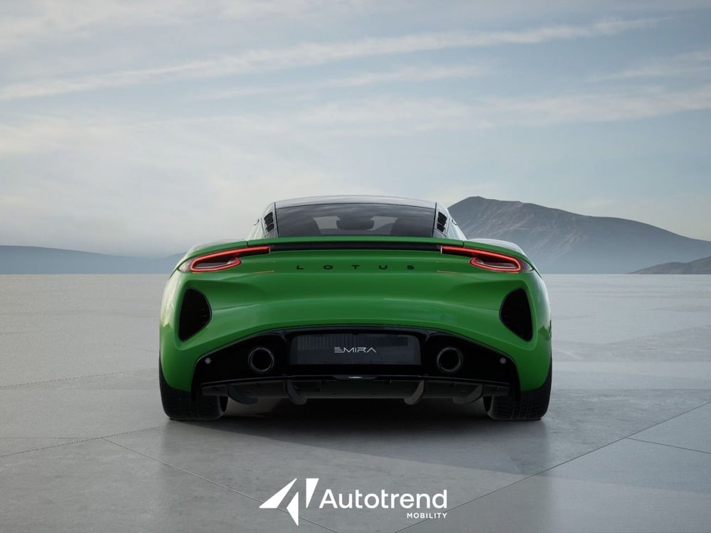 Lotus Emira nuova a Bari (9)