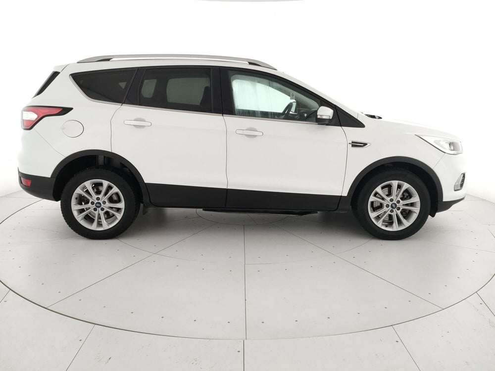 Ford Kuga usata a Caserta (4)