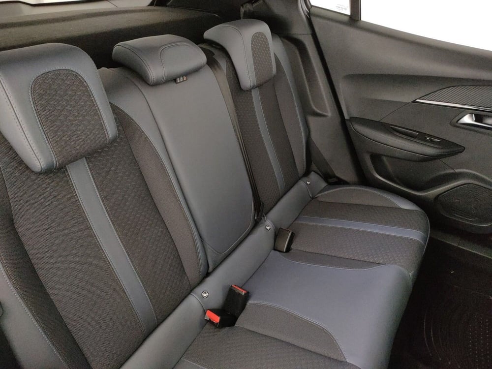 Peugeot 2008 usata a Caserta (19)