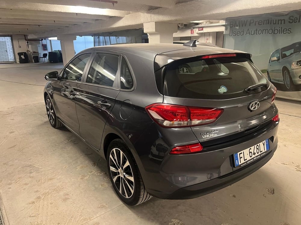 Hyundai i30 Station Wagon usata  (2)