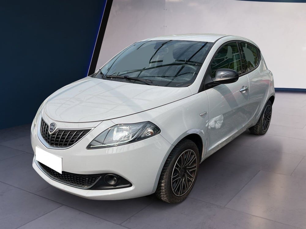 Lancia Ypsilon usata a Torino (3)
