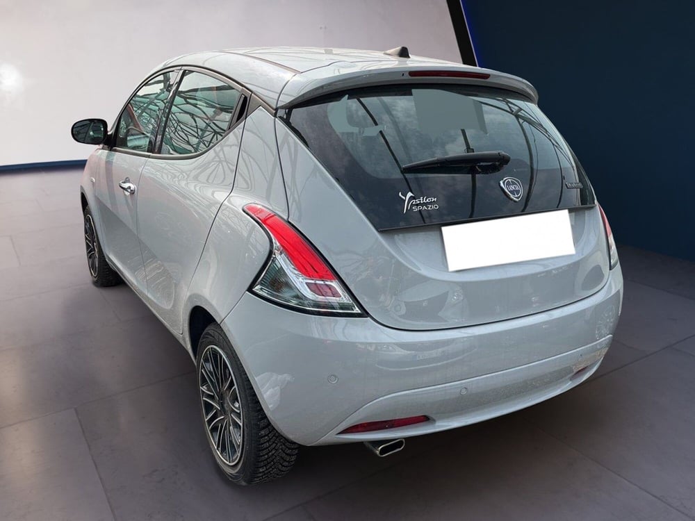 Lancia Ypsilon usata a Torino (5)