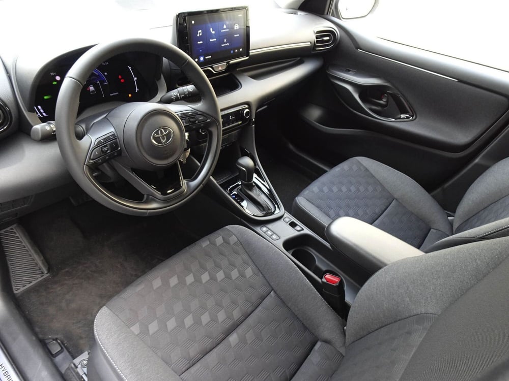 Toyota Yaris nuova a Treviso (8)