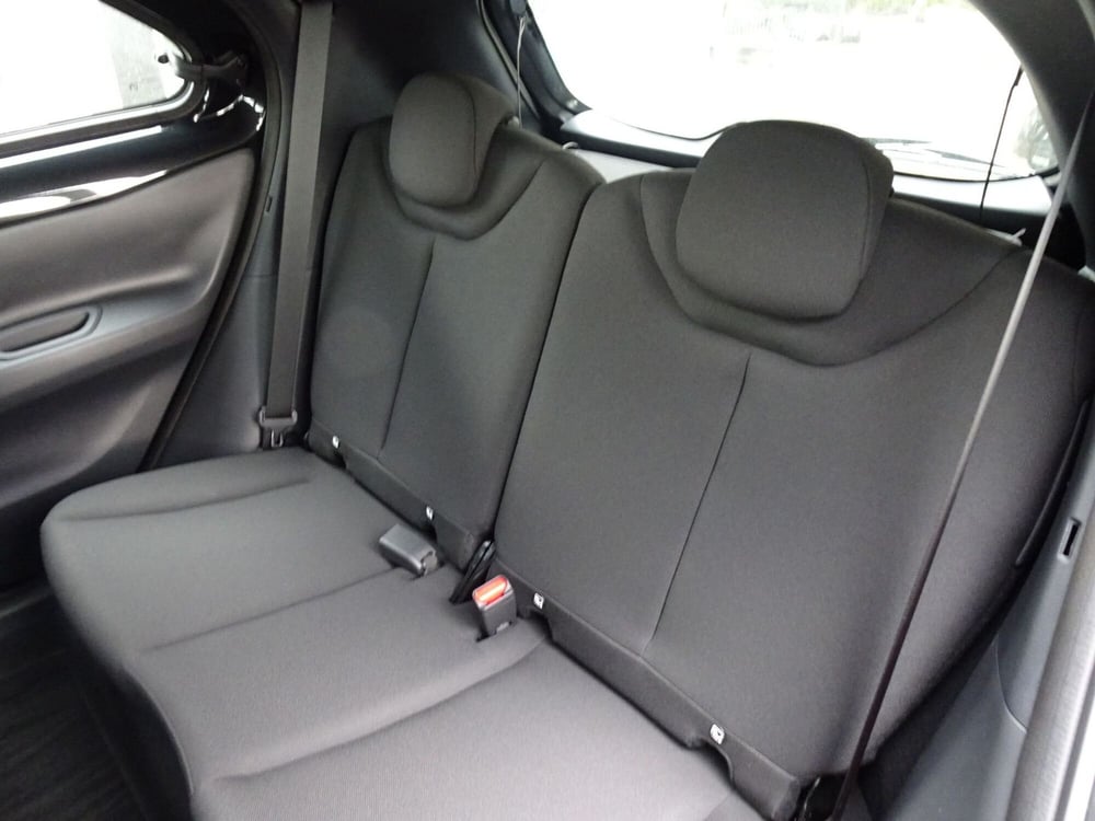 Toyota Aygo X nuova a Treviso (11)