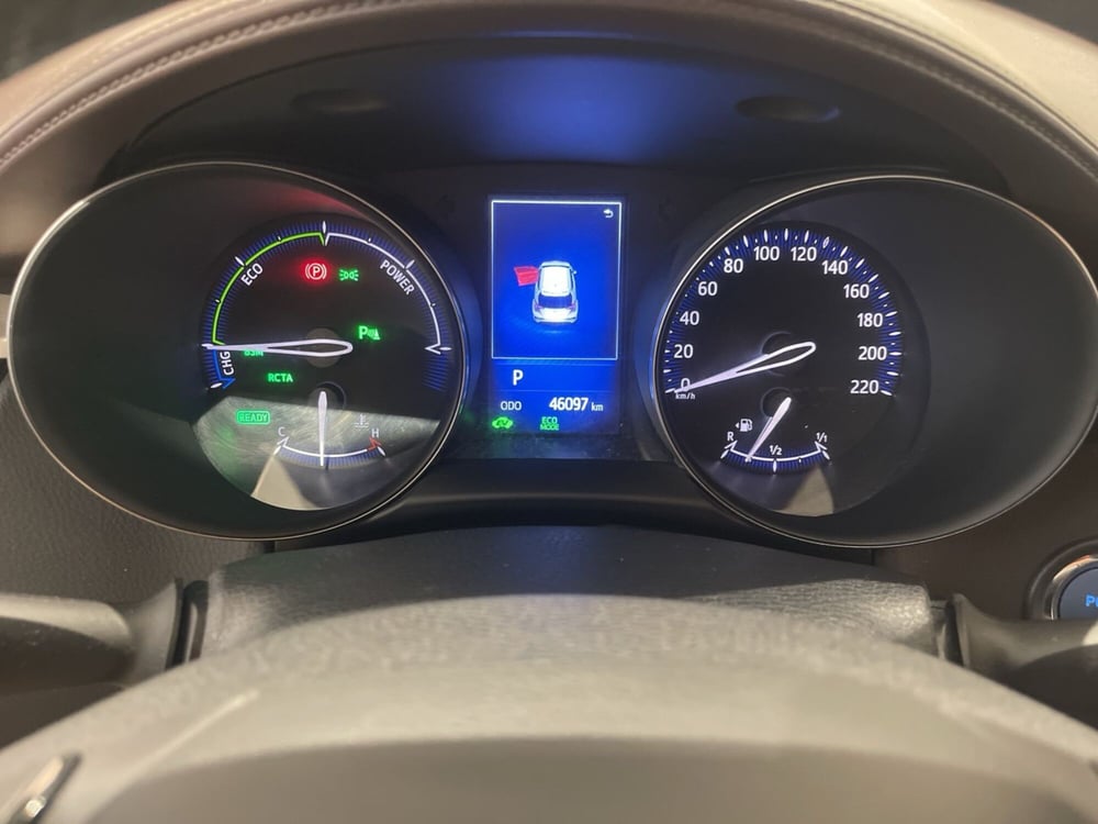 Toyota Toyota C-HR usata a Catania (11)