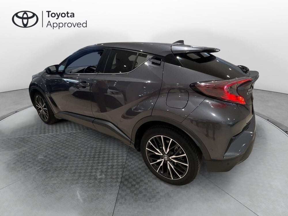 Toyota Toyota C-HR usata a Catania (5)