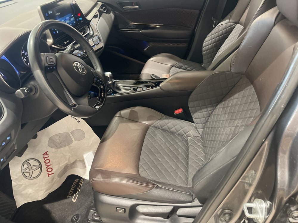 Toyota Toyota C-HR usata a Catania (9)