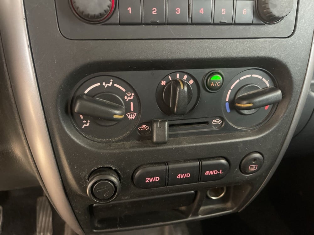 Suzuki Jimny usata a Catania (12)