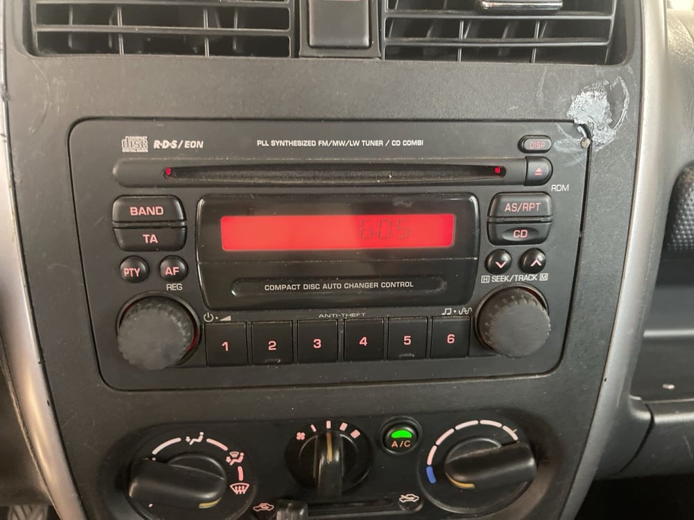 Suzuki Jimny usata a Catania (14)