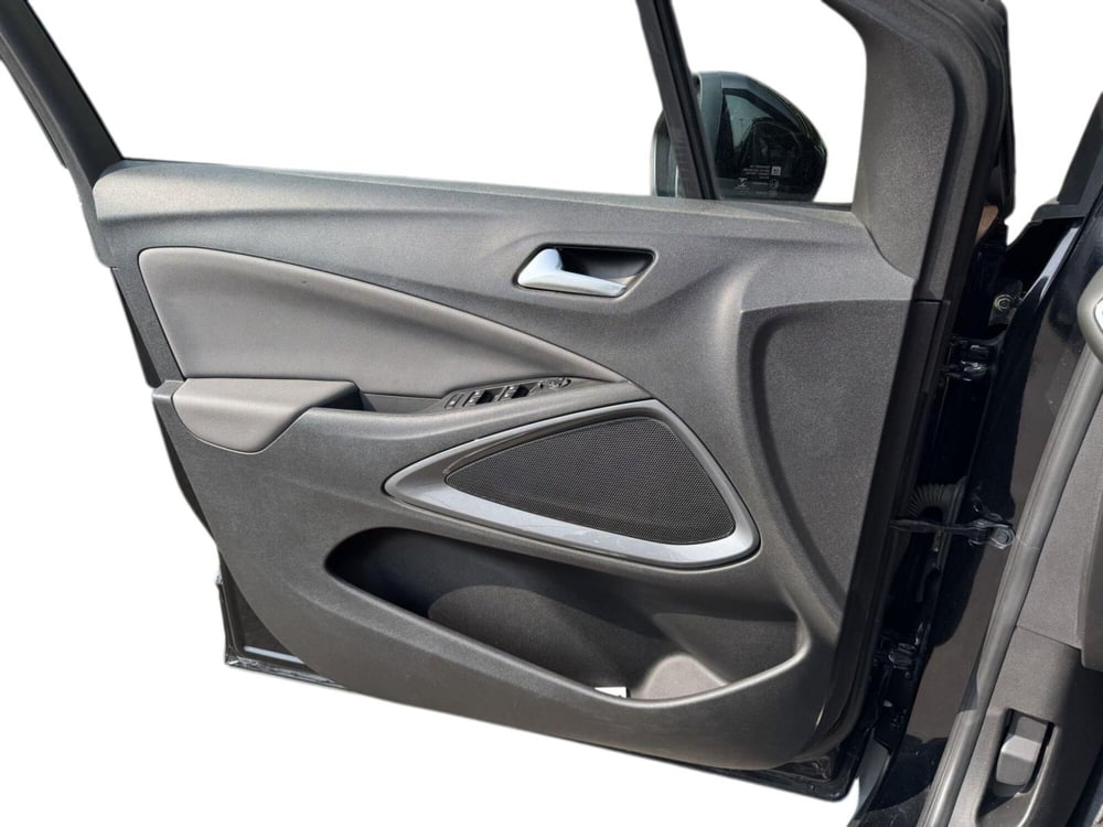 Opel Crossland X usata a Pistoia (12)