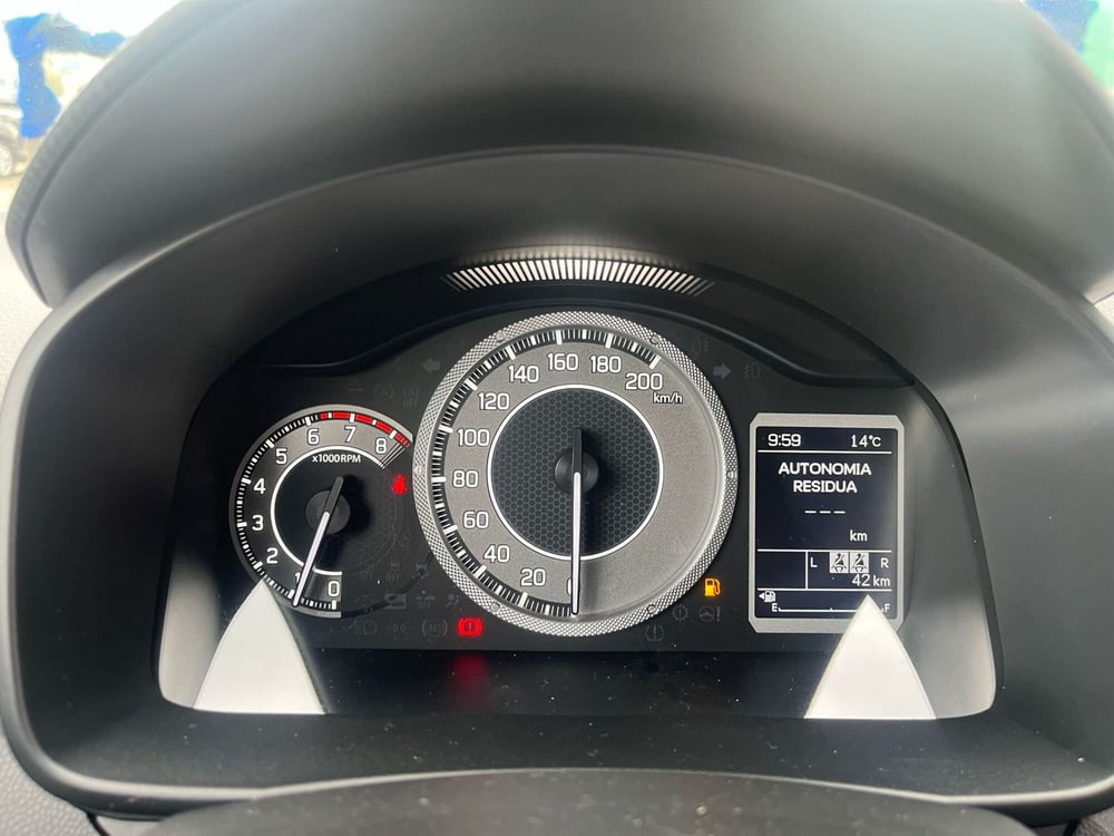 Suzuki Ignis nuova a Cremona (12)