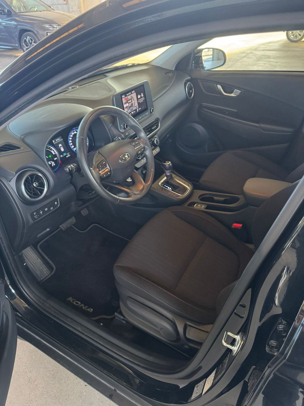 Hyundai Kona usata a Cremona (11)