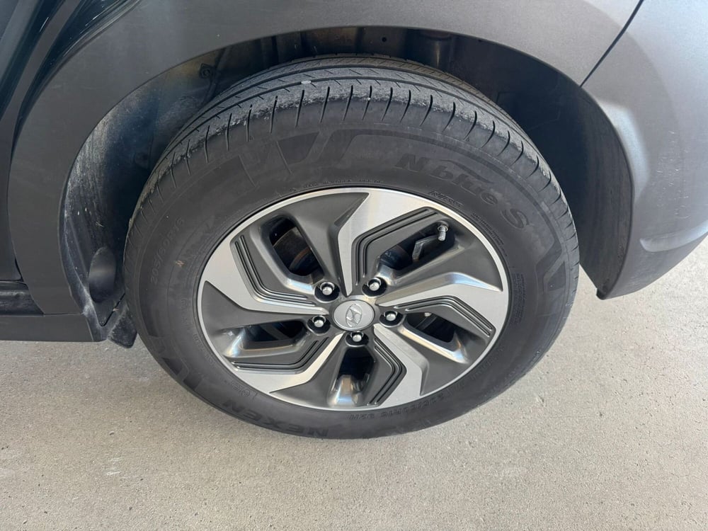 Hyundai Kona usata a Cremona (8)