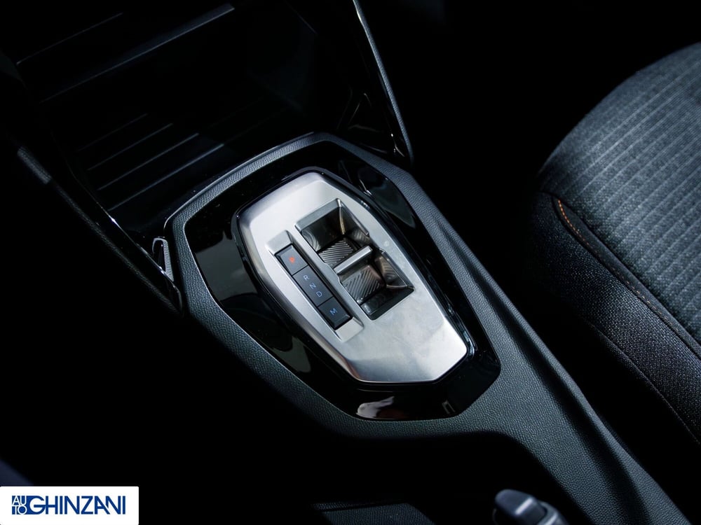 Peugeot 208 nuova a Bergamo (16)
