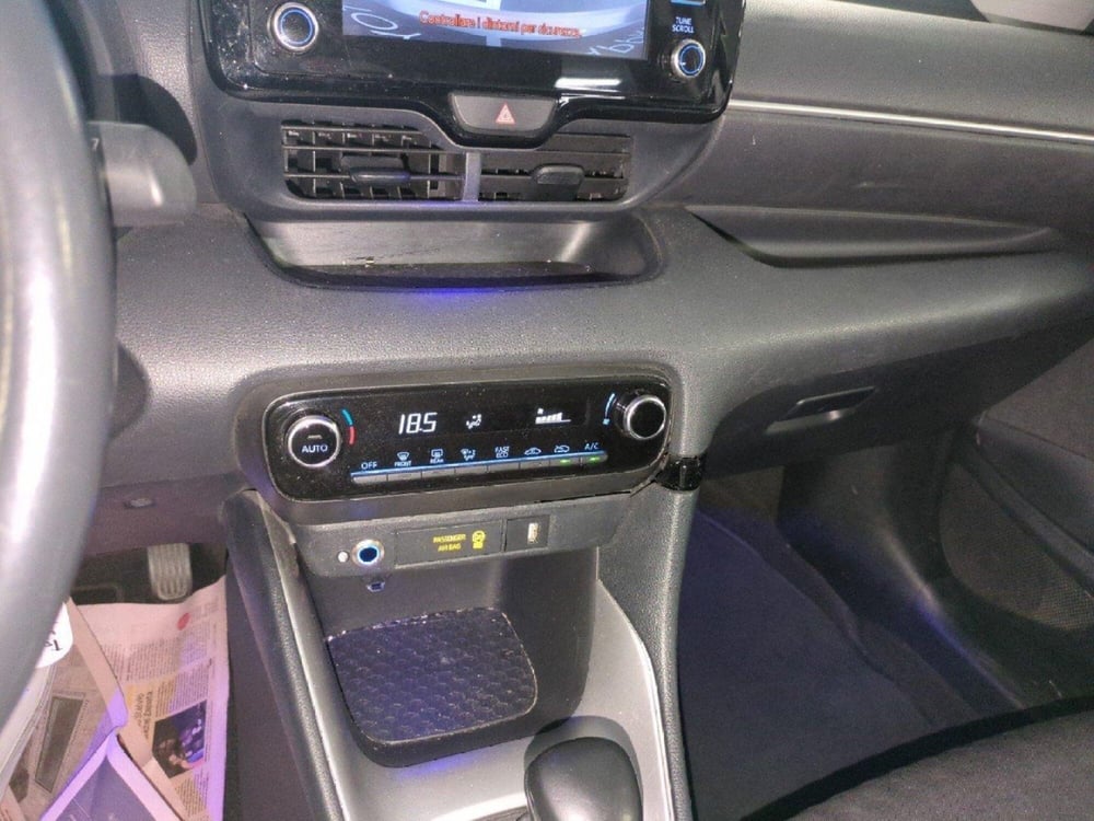 Toyota Yaris usata a Milano (14)
