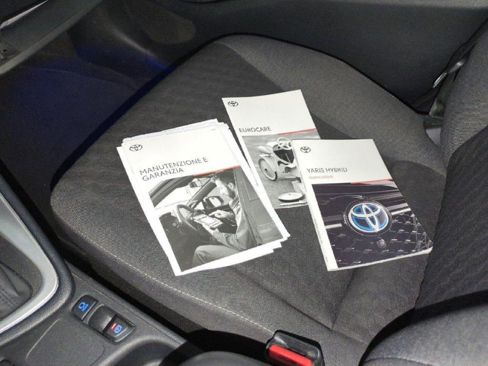 Toyota Yaris usata a Milano (18)
