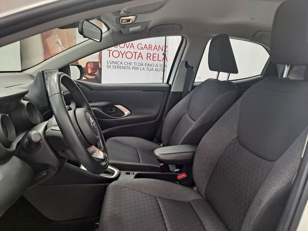 Toyota Yaris usata a Roma (15)