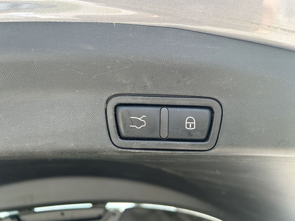 Alfa Romeo Stelvio usata a La Spezia (19)