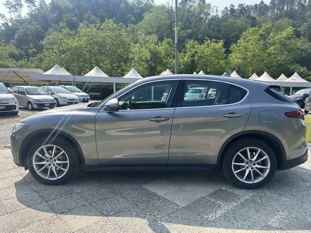 Alfa Romeo Stelvio usata a La Spezia (4)